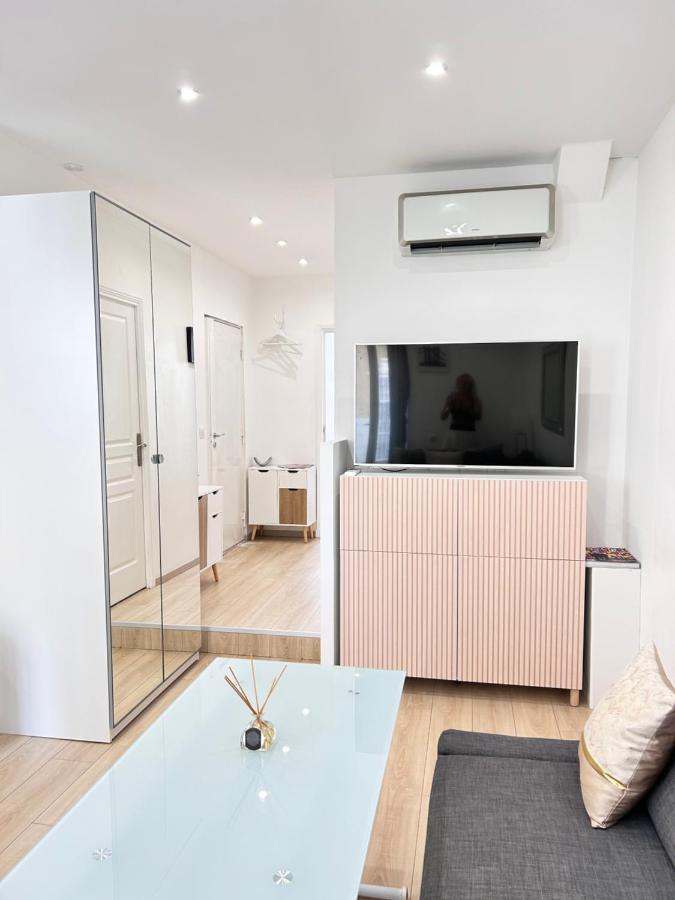1 Bedroom Flat With Balcony Cannes Center Croisette 6Ppl Buitenkant foto